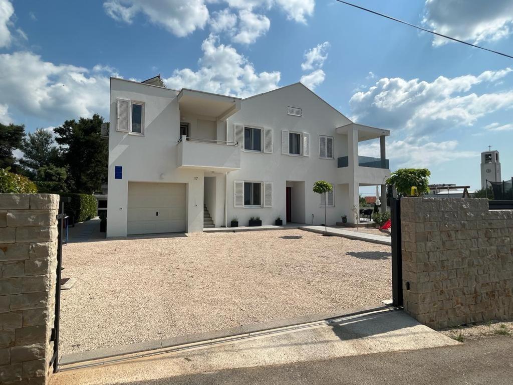 Haus Dalmatia With Heated Pool Διαμέρισμα Bibinje Εξωτερικό φωτογραφία